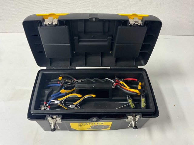 Stanley - gereedschapskoffer met inhoud 48 cm - afbeelding 2 van  5