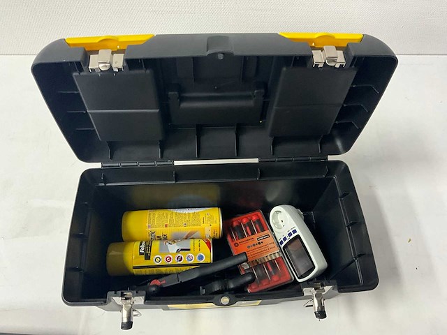 Stanley - gereedschapskoffer met inhoud 48 cm - afbeelding 3 van  5