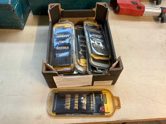 Stanley bitssets 24 delig (10x) - afbeelding 1 van  3