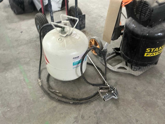 Stanley fatmax compressor - afbeelding 4 van  4