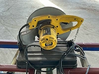 Stanley fatmax fme700 metaal-afkortzaag met 2 rollenbanen - afbeelding 10 van  14