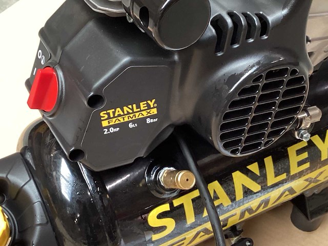 Stanley fatmax fmxcm0042e luchtcompressor 2 pk - afbeelding 3 van  6