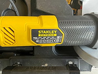 Stanley fatmax haakse slijpmachine fme 822 - afbeelding 2 van  3