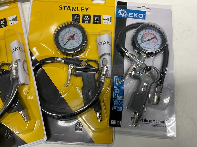 Stanley, geko bandenpompen (4x) - afbeelding 3 van  4