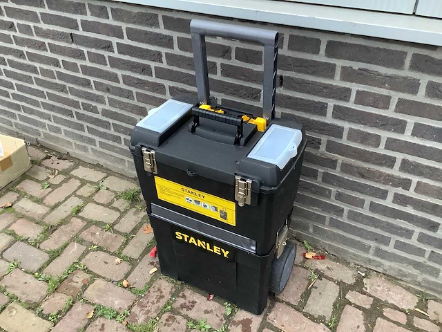 Stanley gereedschapkoffer - afbeelding 1 van  2