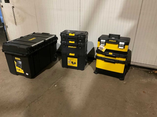 Stanley gereedschapskoffer (3x) - afbeelding 1 van  9