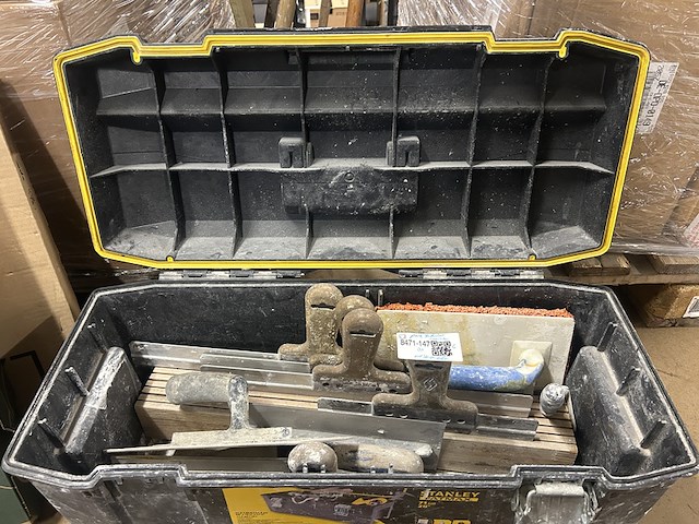 Stanley gereedschapskoffer met inhoud stukadoor gereedschap - afbeelding 1 van  10