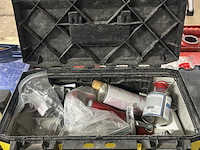 Stanley gereedschapskoffer met inhoud - afbeelding 1 van  5