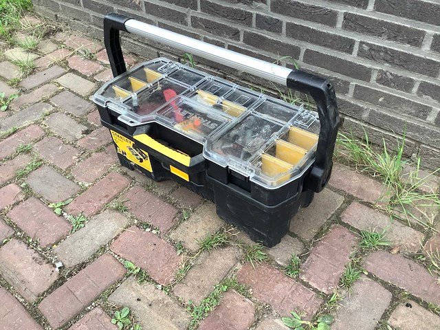 Stanley glasvezel gereedschapskoffer - afbeelding 1 van  4
