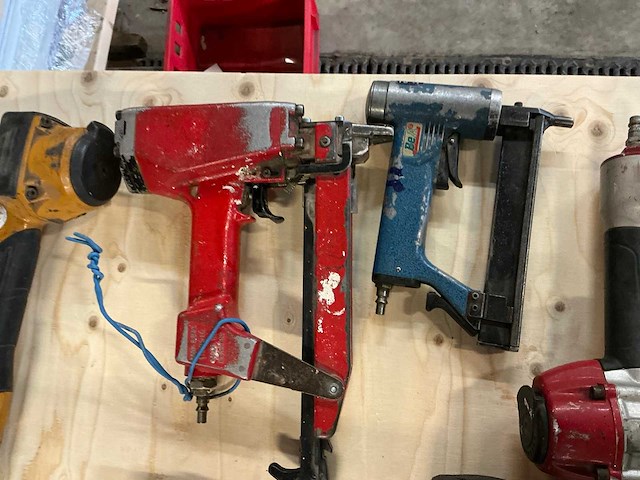 Stanley / haubold /senco pneumatische tacker (7x) - afbeelding 3 van  6