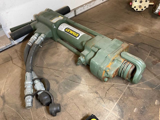 Stanley hydraulische boorhamer - afbeelding 1 van  3