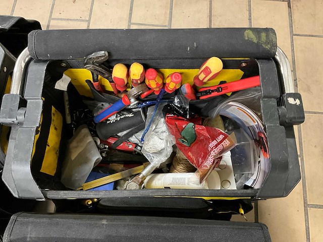 Stanley koffers met divers gereedschap (6x) - afbeelding 6 van  8
