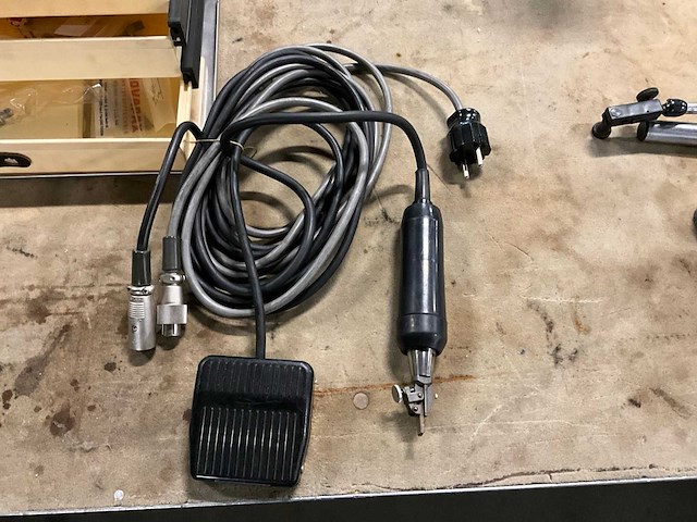 Stanley lapten 50 supersonisch lapping machine - afbeelding 4 van  7