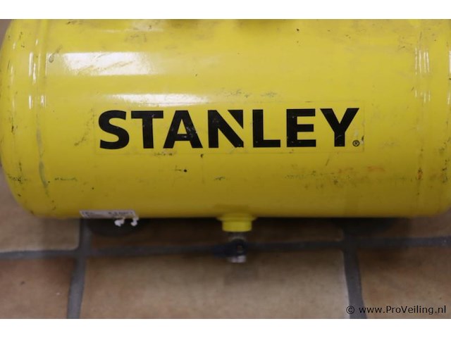 Stanley luchtcompressor dn 200/8/6 c6bb304stn039 - afbeelding 3 van  7