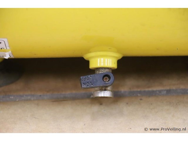 Stanley luchtcompressor dn 200/8/6 c6bb304stn039 - afbeelding 4 van  7