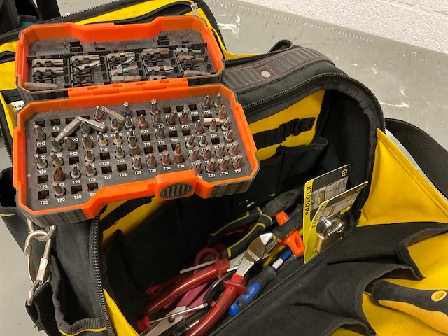 Stanley, makita gereedschapstas (2x) - afbeelding 9 van  9