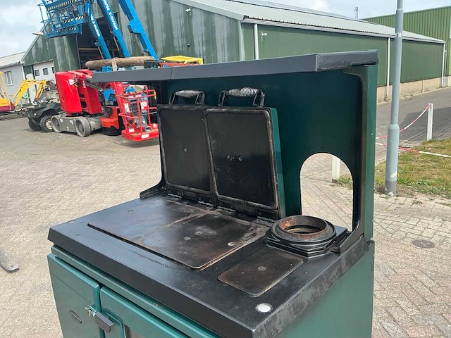 Stanley single oil burner cooker oliegestookt fornuis - afbeelding 21 van  21