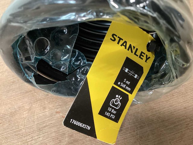 Stanley spiraalslang voor compressor, lengte 5 meter (7x) - afbeelding 1 van  2