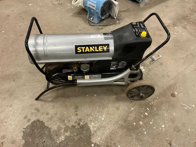Stanley st-125t-kfa-e diesel heater - afbeelding 2 van  4