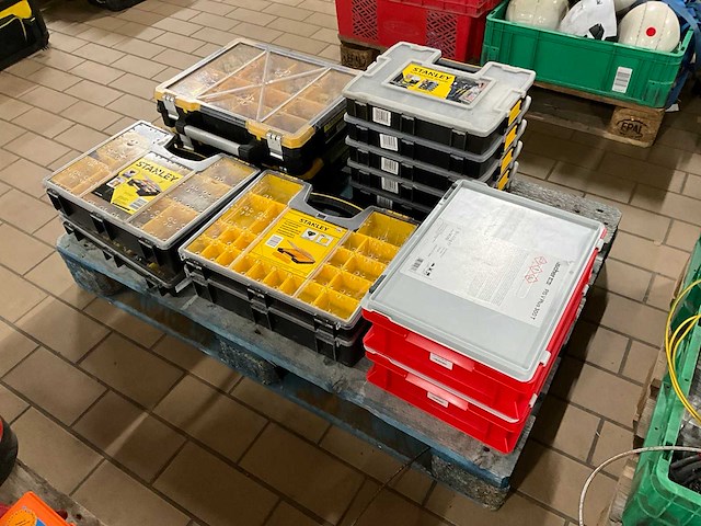 Stanley/fischer assortimentskoffers (13x) - afbeelding 1 van  4