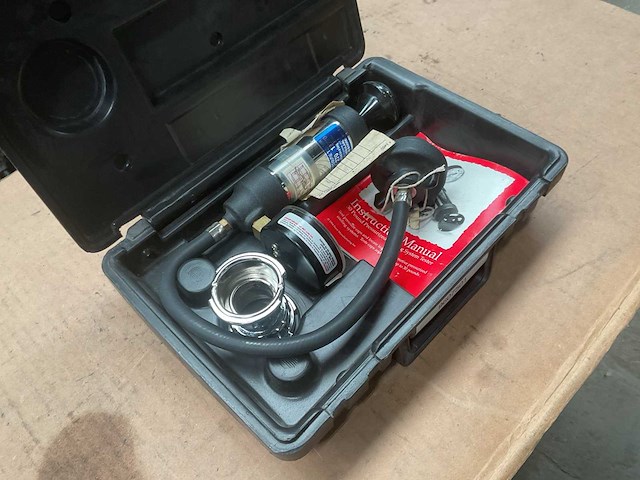 Stant st 270 12270 cooling system pressure tester - afbeelding 1 van  5