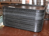 Stapel dienbladen. afmeting 41 x 30 cm. circa 30 stuks. - afbeelding 1 van  2