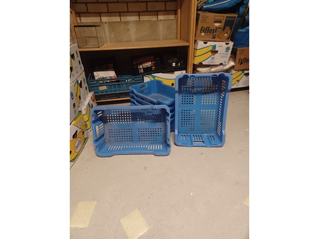 Stapel kratjes 60x40x15cm kleur blauw aantal 6 stuks. - afbeelding 1 van  5