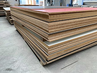 Stapel spaanplaten en mdf - afbeelding 4 van  4