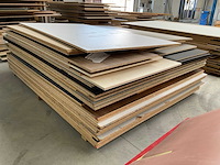 Stapel spaanplaten - afbeelding 3 van  3