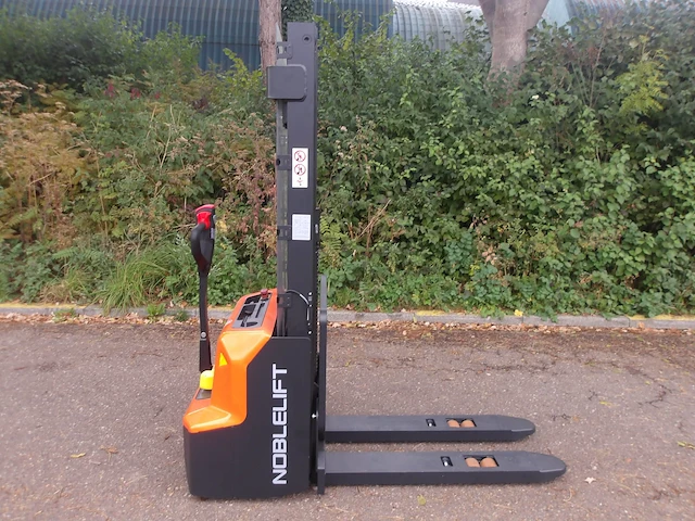 Stapelaar noblelift swb-130d elektrisch 1300kg 3.51m 2026 nieuw - afbeelding 1 van  1