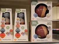 Stapelballen, sorteerballen en zintuigballen, 14 sets. - afbeelding 2 van  3