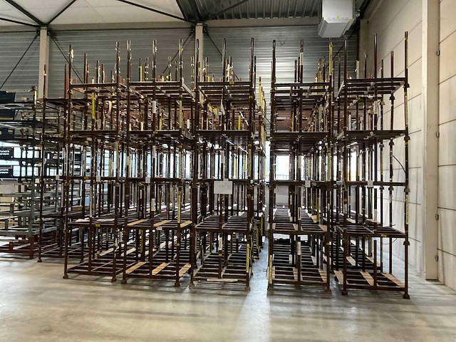 Stapelbare bokken (135x) - afbeelding 2 van  3