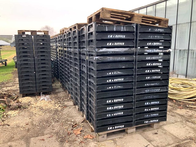 Stapelbare kunststof planten/zaaibak 250x - afbeelding 1 van  3