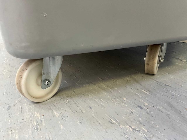 Stapelbare mobiele transportbakken (4x) - afbeelding 6 van  6