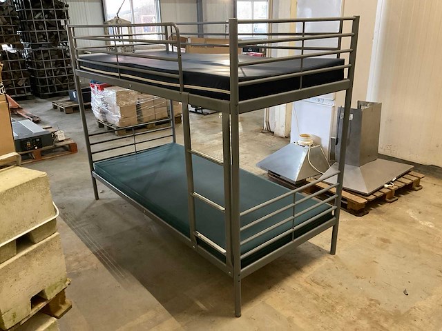 Stapelbed (7x) - afbeelding 1 van  8