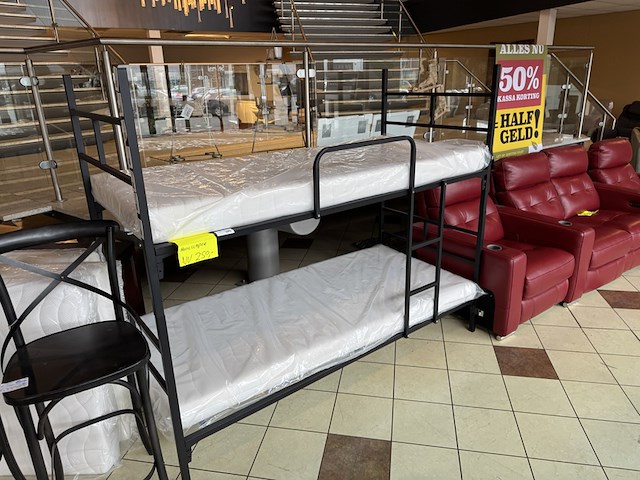 Stapelbed, zwart metaal - afbeelding 1 van  1