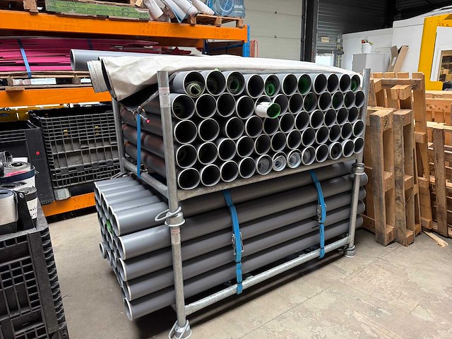 Stapeljuk met pvc opslag kokers (2x) - afbeelding 1 van  3