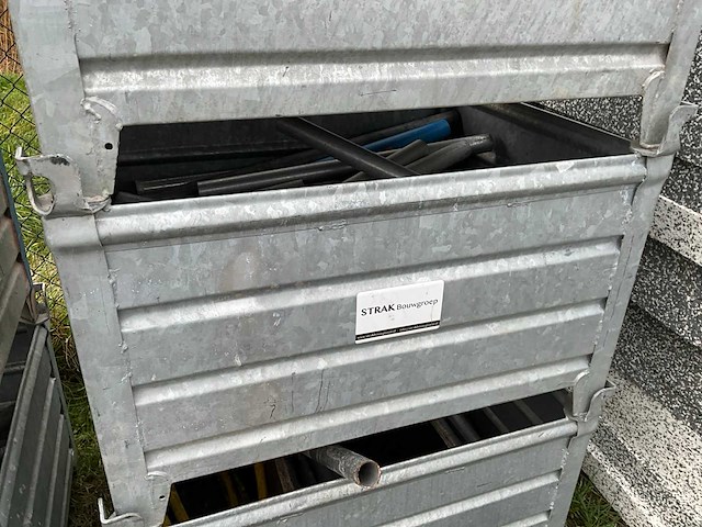Stapeljuk/ stalen stapel bak (3x) - afbeelding 3 van  4