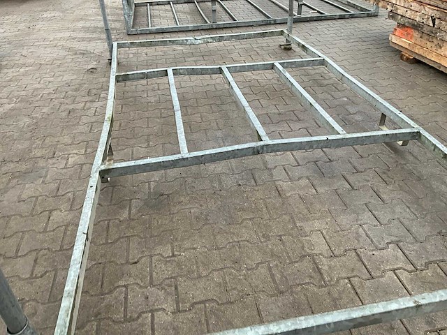 Stapeljuk - afbeelding 1 van  5