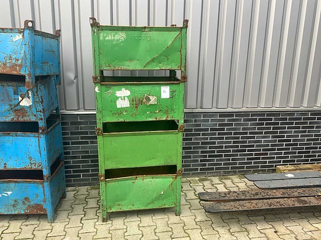 Stapelkrat metaal (4x) - afbeelding 1 van  3