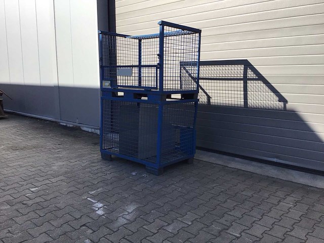 Stapelkrat - afbeelding 3 van  3