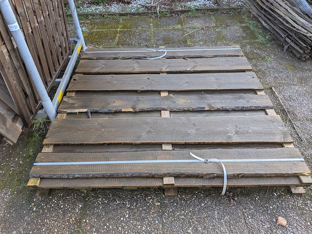 Stapelrek met 10x tuinscherm - afbeelding 18 van  31