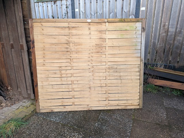 Stapelrek met 10x tuinscherm - afbeelding 26 van  31