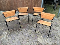 Stapelstoel (4x)