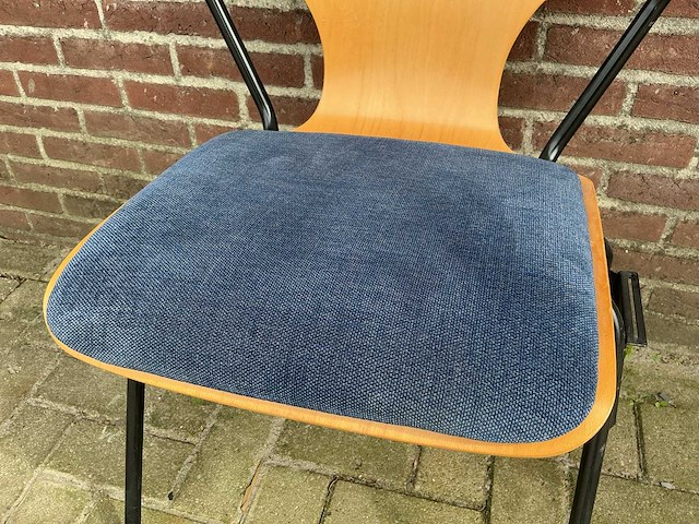 Stapelstoelen met armleuning | 23 stuks - afbeelding 4 van  9