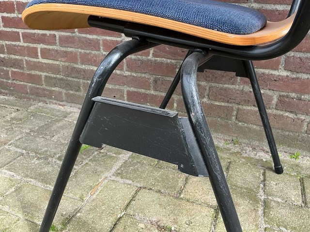 Stapelstoelen met armleuning | 23 stuks - afbeelding 8 van  9