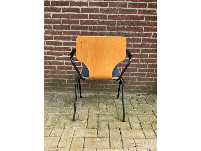 Stapelstoelen met armleuning | 23 stuks - afbeelding 9 van  9