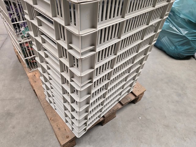 Stappelbakken 60x40x8cm ca 20 stuks kruizinga, partij - afbeelding 4 van  5