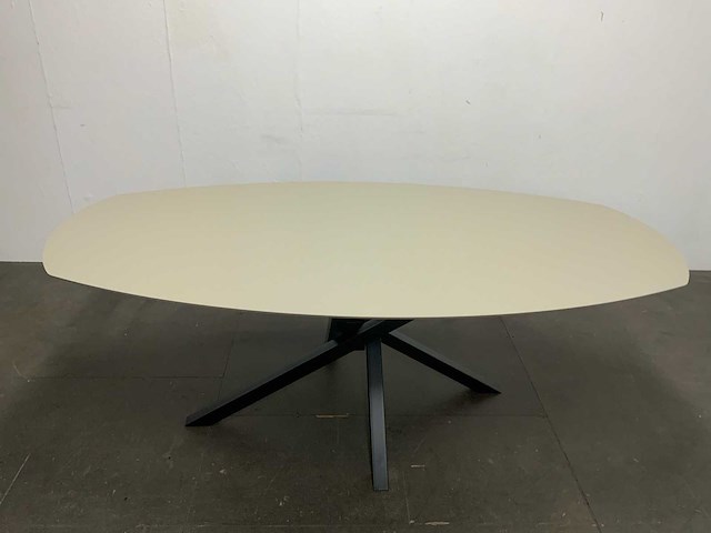 Starcrown - deens ovaal - eetkamertafel 200x100x74 cm - afbeelding 2 van  5