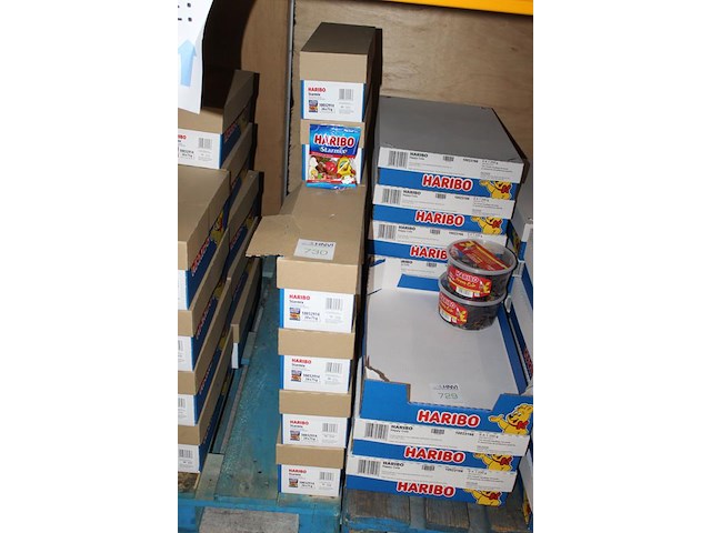 Starmix haribo in 10 overdozen met 28 zakjes a 75 g. tht 6-2026. - afbeelding 2 van  2